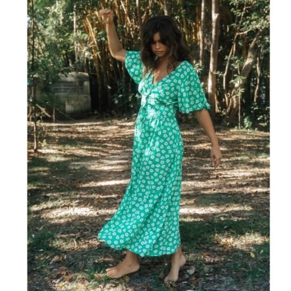 Billabong Dresses & Skirts - Billabong x Wrangler Floral Dress Size Small